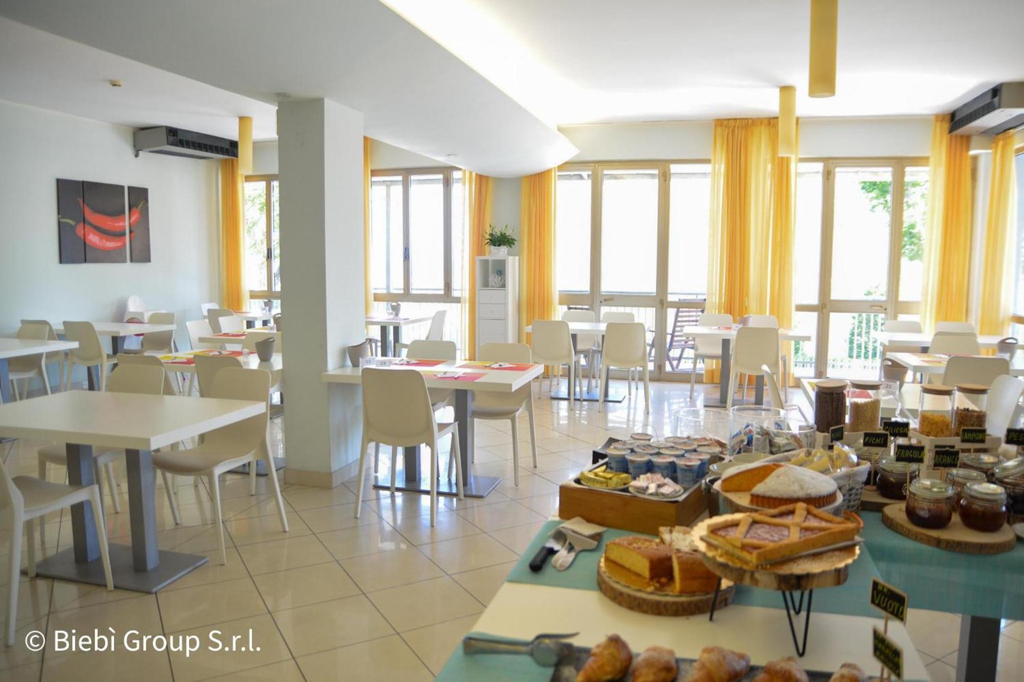 Hotel Giorg - Waterpark Included Rimini Luaran gambar