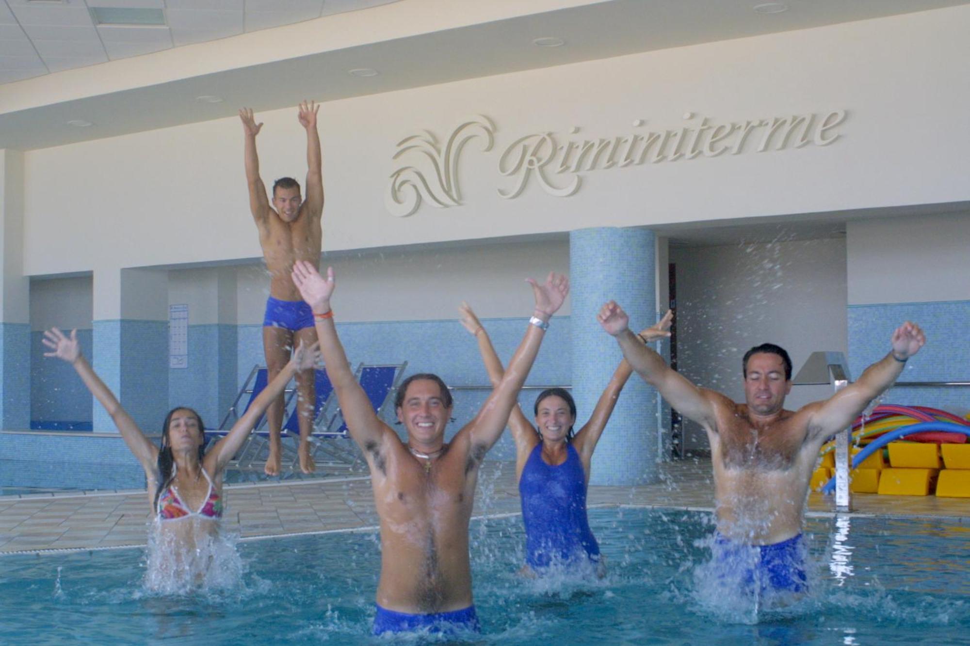 Hotel Giorg - Waterpark Included Rimini Luaran gambar